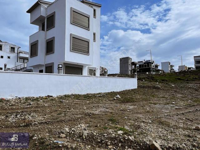 Bulut Emlkak'tan Kamukentte 4+2 Köşe Konumlu Sıfır Villa