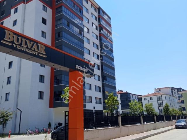 Bulvar Yenikent İnönü Bulvarı Üzerinde Kiralık 4+1 Daire