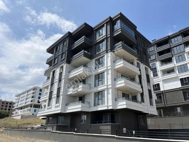 Bulvara Cephe | Site İçerisinde | Balkonlu & Manzaralı 2+0 Daire