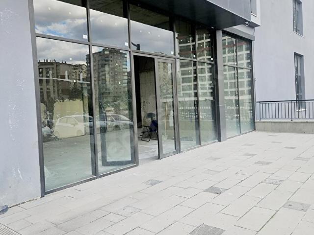 BULVARDA DÜKKAN LOFT OFIS YAPILABİLİR HUKUK MUAYENE İÇİN UYGUN