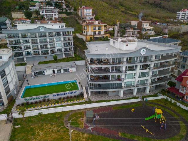 Bulancak Parkflora Evleri'nde Satılık 5+1 Bahçe Katı Lüks Daire