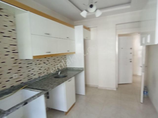 Bülbülzade Mahlesinde Temiz 2+1 Göbek Kat Daire