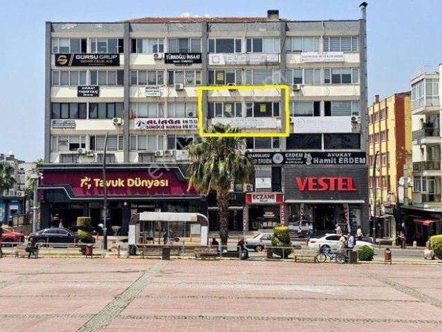 Bülent Ateşci'den Abdülağa İş Hanında Kiralık Ofis