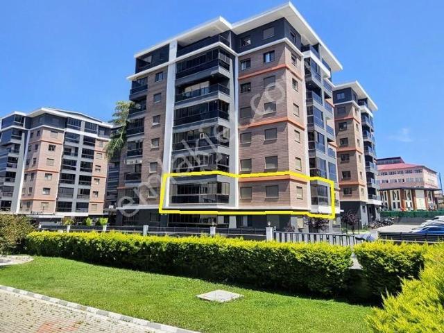 Bülent Ateşci'den Vera Park Sitesinde 3+1 Daire