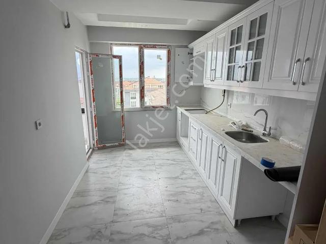Bülent Ecevit Bulvarın Da 2+1 Site İçerisinde Satılık Daire