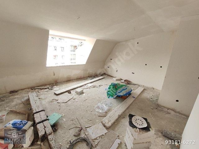 BULGURLUDA YÜKSEK TAVANLI TERASLI ÇATI KATI DAİRE 2+1