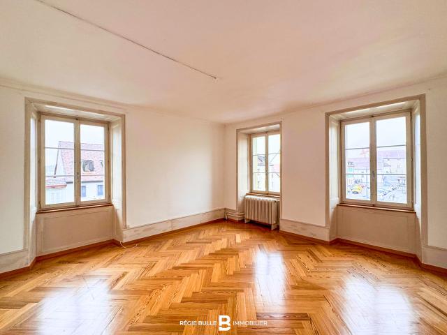 Bulle – Prächtige 4 Zimmer Wohnung zur Miete im Zentrum von Bulle