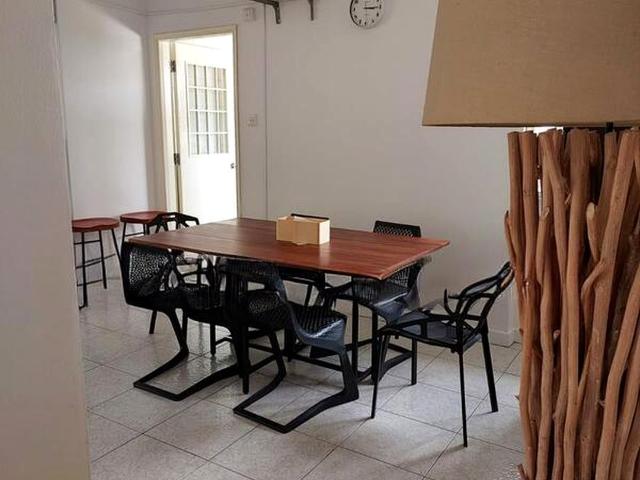 Bullion Park D26, Condominium