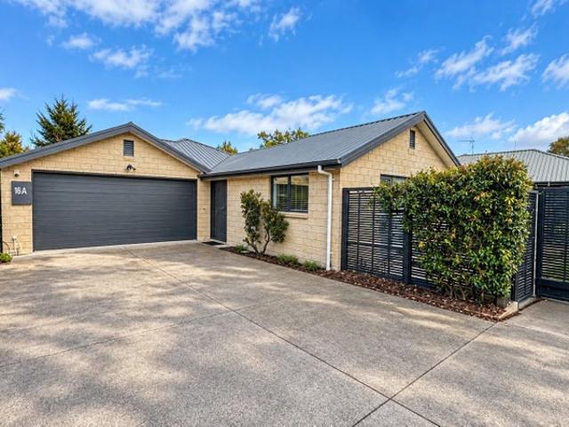 Burwood, 3 bedrooms