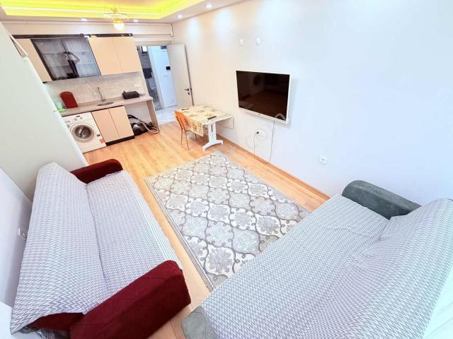 Burcu'dan 17 Eylül'de Sıfır 1+1 Belediye Karşısı Eşyalı Daire