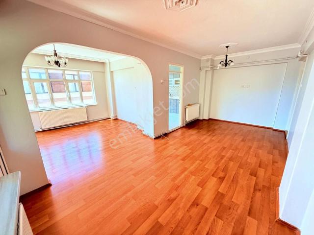 Burcu'dan Atatürk Cd. Arakat Asansörlü Masrafsız 2+1 Kiralık