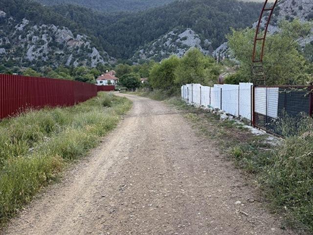 BURDURBUCAKDEMİRLİ KAYI KÖYÜNDE SATILIK İMARLI ARAZİ