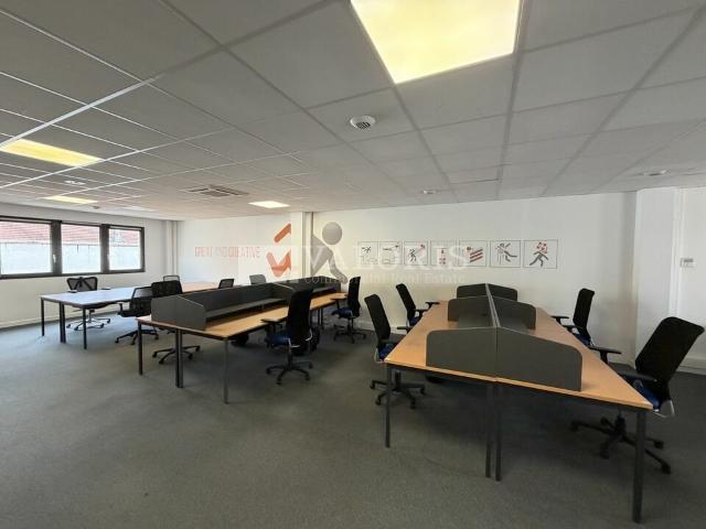 Bureaux meublés Lyon 9 Proche métro Gare de Vaise