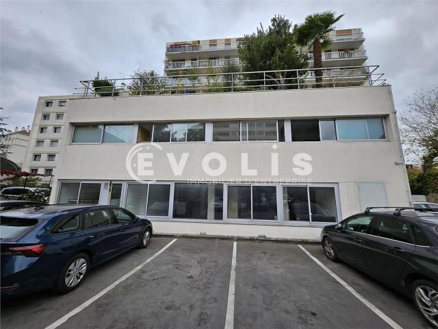 Bureaux modulables à louer Montrouge Proximité métro Châtillon