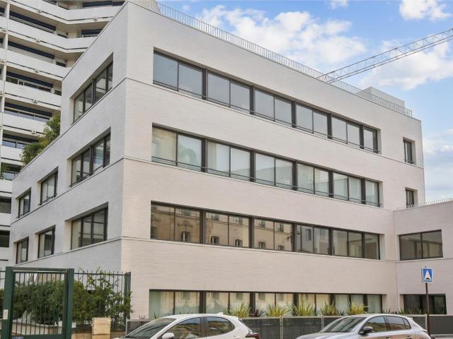 Bureaux neufs Paris 12 proche Nation Métro 1,2,6,9 et RER A