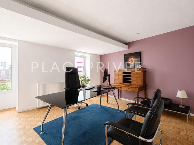 Bureaux avec ascenseur et stationnement