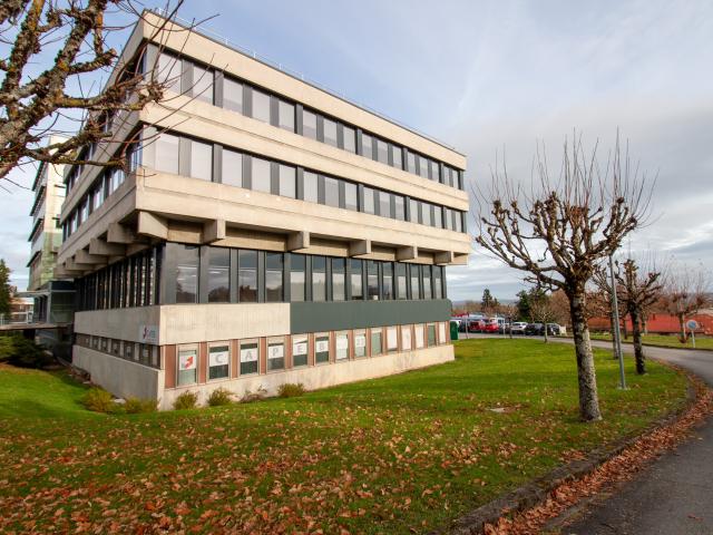 Bureaux avec fort potentiel et revenu locatif à Guéret