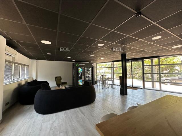 Bureaux avec stockage à vendre Les Pennes Mirabeau Proximité Marseille