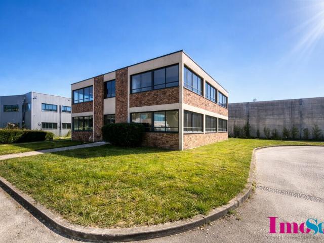 BUREAUX à louer