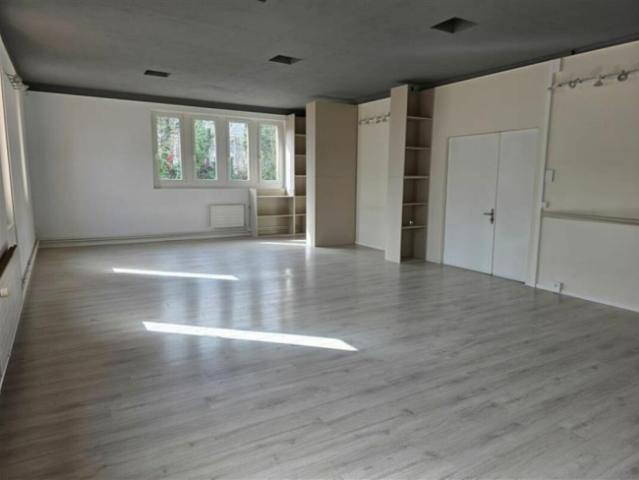 Bureaux à louer 62m2. Disponible immédiatement