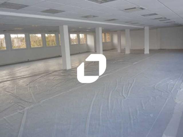 Bureaux à louer Antony Proche future station de métro ligne 18