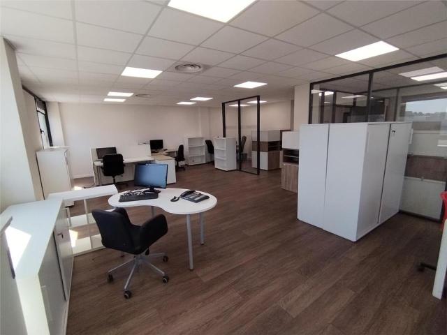 Bureaux à louer Aix en Provence Pôle activités Arbois