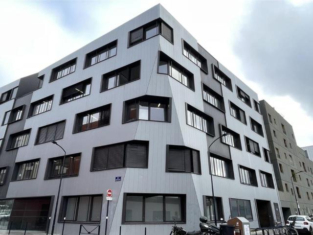 Bureaux à louer Bordeaux Bassin à Flot Tram B et bus