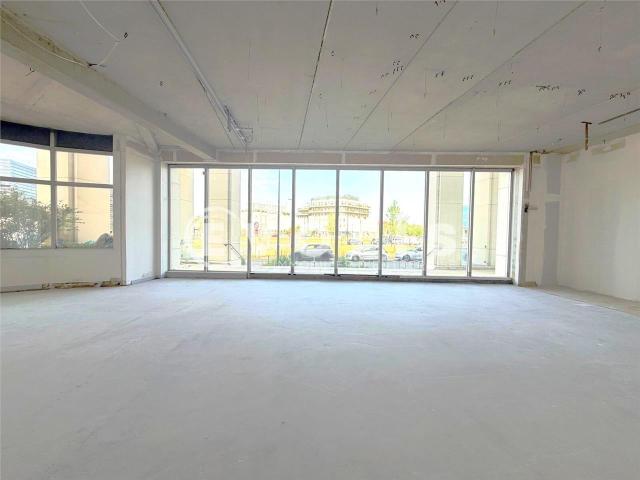 Bureaux à louer Bordeaux Immeuble récent, accès fibre optique