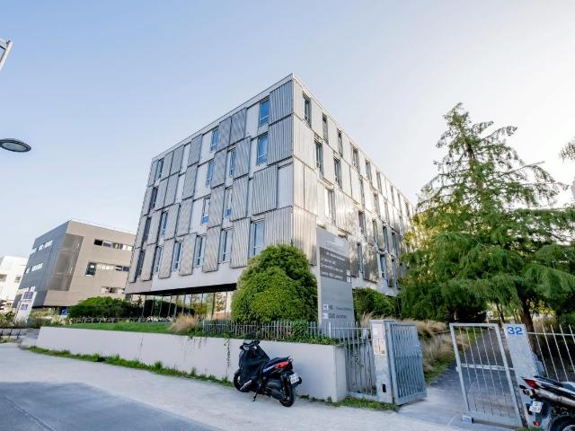 Bureaux à louer Bordeaux Proximité Place Ravezie et Tram
