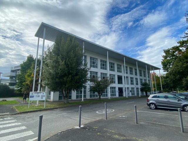 Bureaux à louer Billère Proche zone commerciale et rocade
