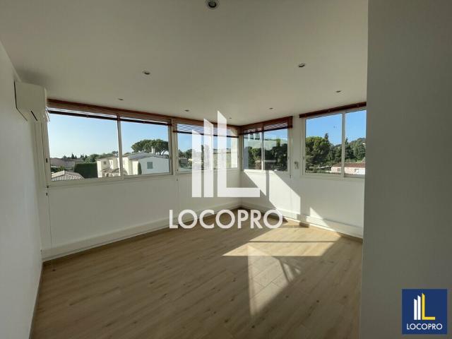 Bureaux à louer Biot Proche A8 et RN7, accès ERP
