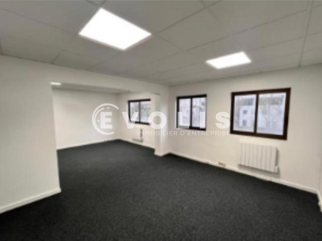 Bureaux à louer Grigny Proche RER D, A6 et bus