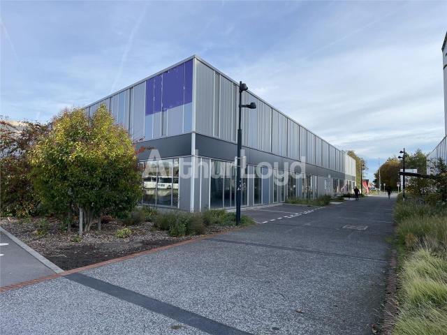 Bureaux à louer Famars Proche autoroutes A2 A23 et tramway