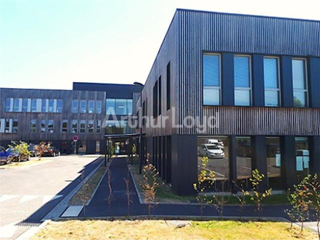 Bureaux à louer Famars Technopole Transalley Tramway et autoroutes