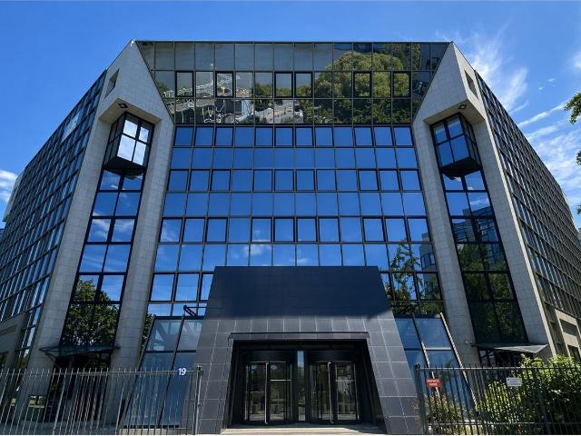 Bureaux à louer Île de Nantes Proximité centre commercial Beaulieu