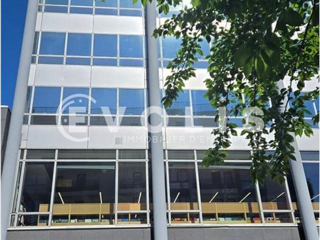 Bureaux à louer Issy les Moulineaux Proche métro, RER et tram