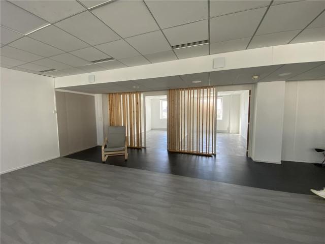 Bureaux à louer Ivry sur Seine Proche métro Mairie d'Ivry