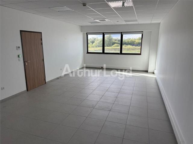 Bureaux à louer Onnaing Accès direct A2 et réseau ferroviaire