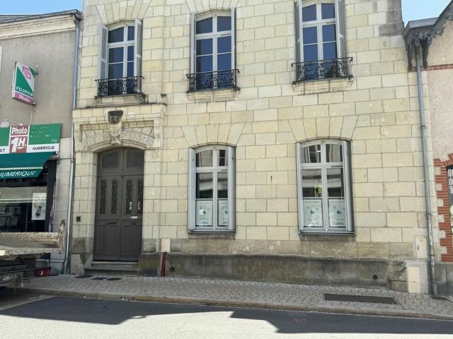 Bureaux à louer Langeais centre Proche château et gare