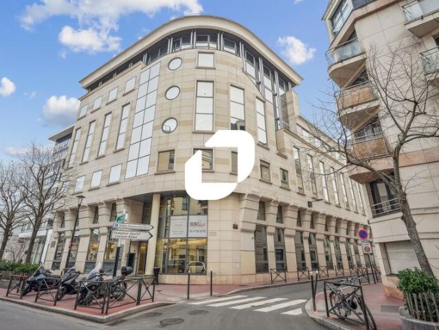 Bureaux à louer Levallois Perret Proche Transilien et bus