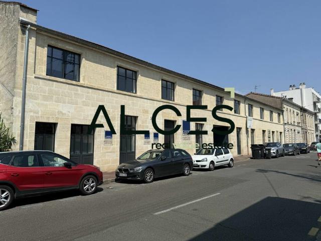 Bureaux à louer Le Bouscat Tram D et bus 46, 33, 70