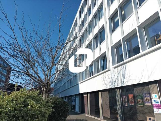 Bureaux à louer Lille Vauban Métro et bus au pied