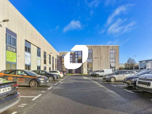 Bureaux à louer Lisses Proche A6 et RER Villabé