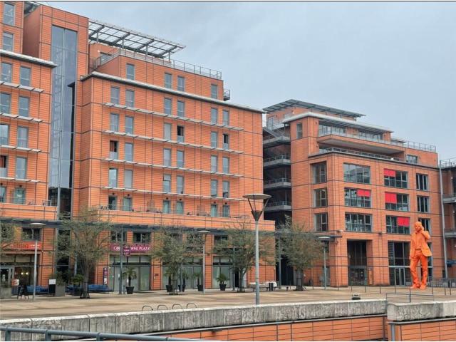 Bureaux à louer Lyon 6 Cité Internationale, tram et bus