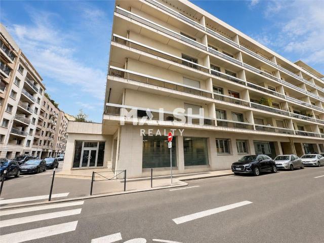 Bureaux à louer Lyon 6 Proche Parc Tête d'Or et transports