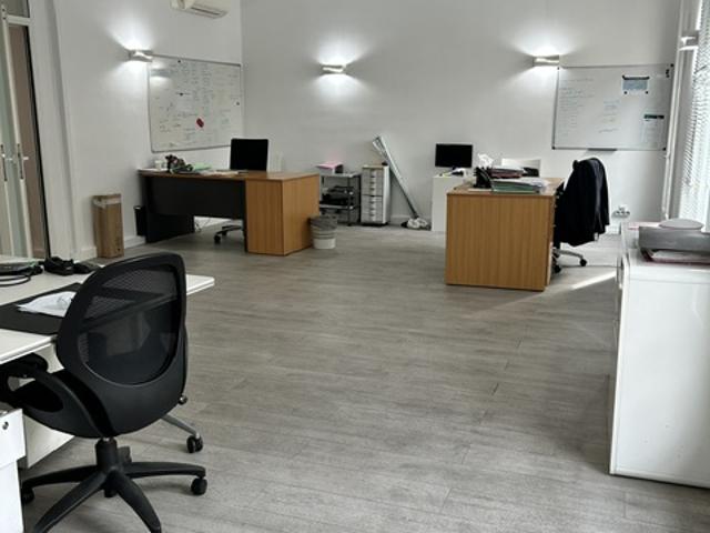 Bureaux à Louer Mo Cadet