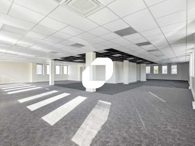 Bureaux à louer Malakoff Proche future ligne 15 et gare Clamart