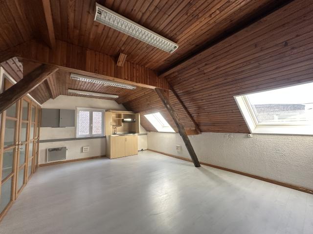 BUREAUX À LOUER MARLY