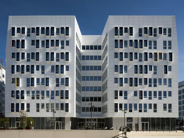 Bureaux à louer Marseille 2 Euromed Center proche transports