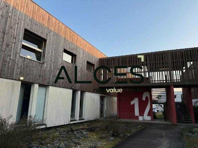 Bureaux à louer Martillac Technopole Proche A62 et forêt